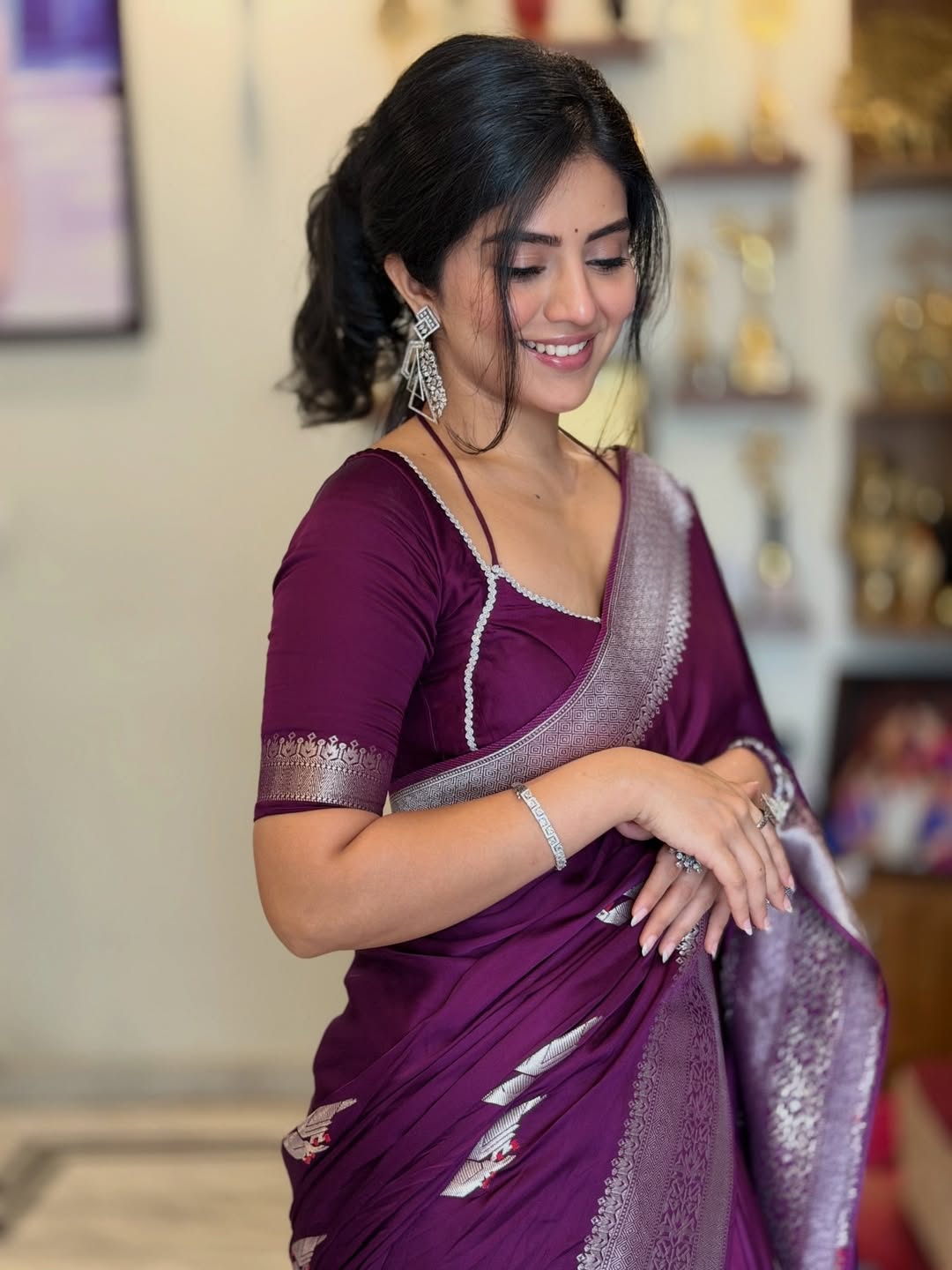 Megha Shetty elegant saree traditional chic look