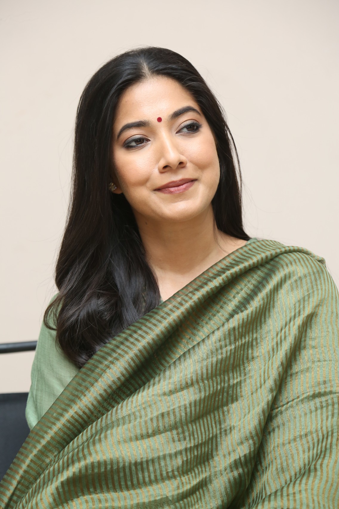 Pooja Sarathkumar traditional style with modern grace