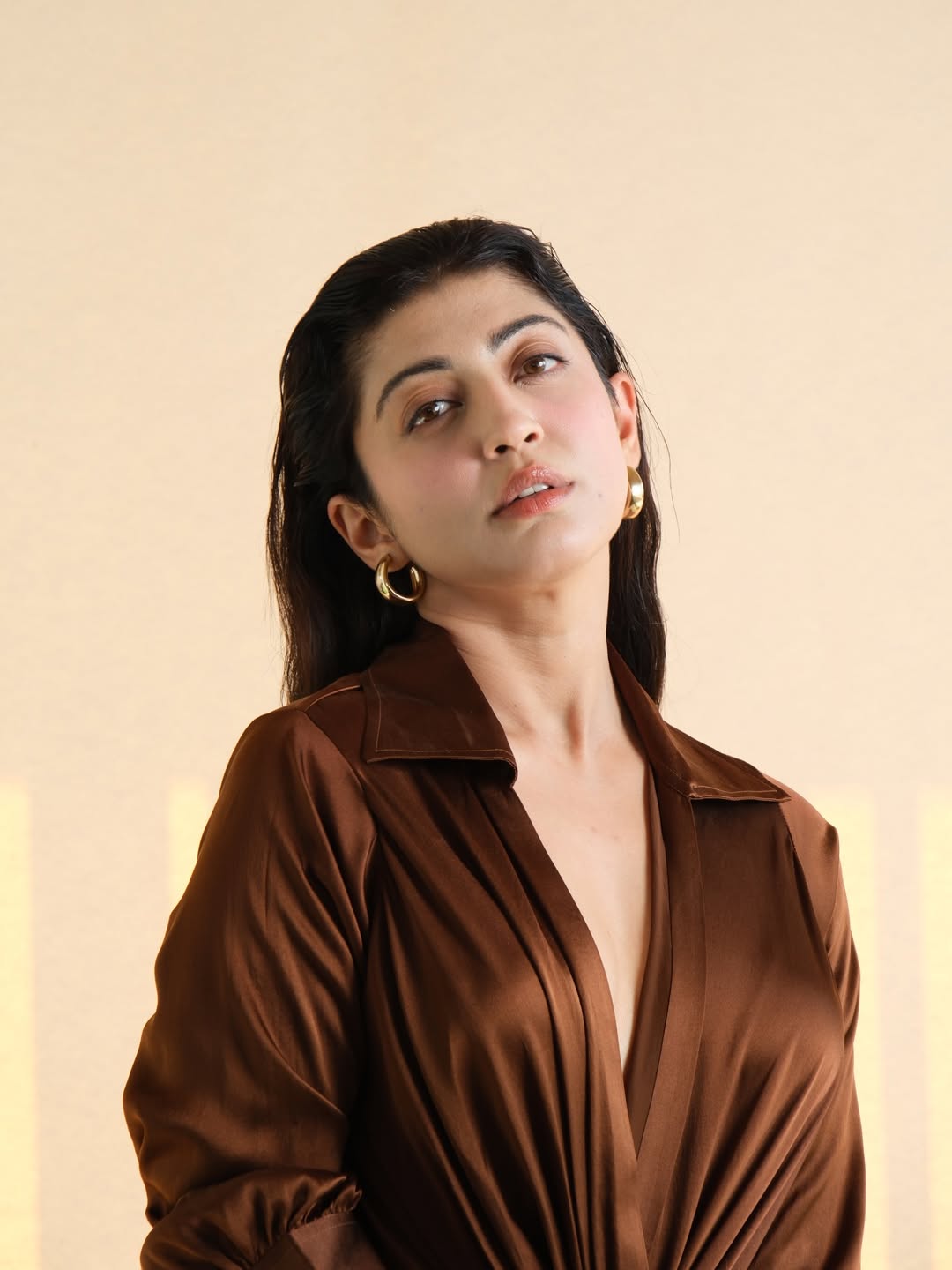 Pranitha Subhash chocolate brown dress stylish glamorous pose