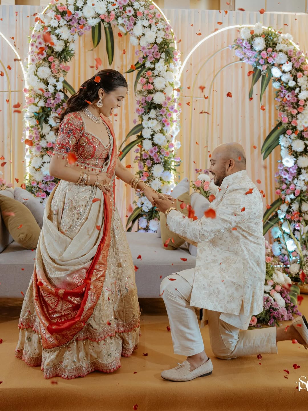 Romantic Ceremony Captured in Beautiful Moments