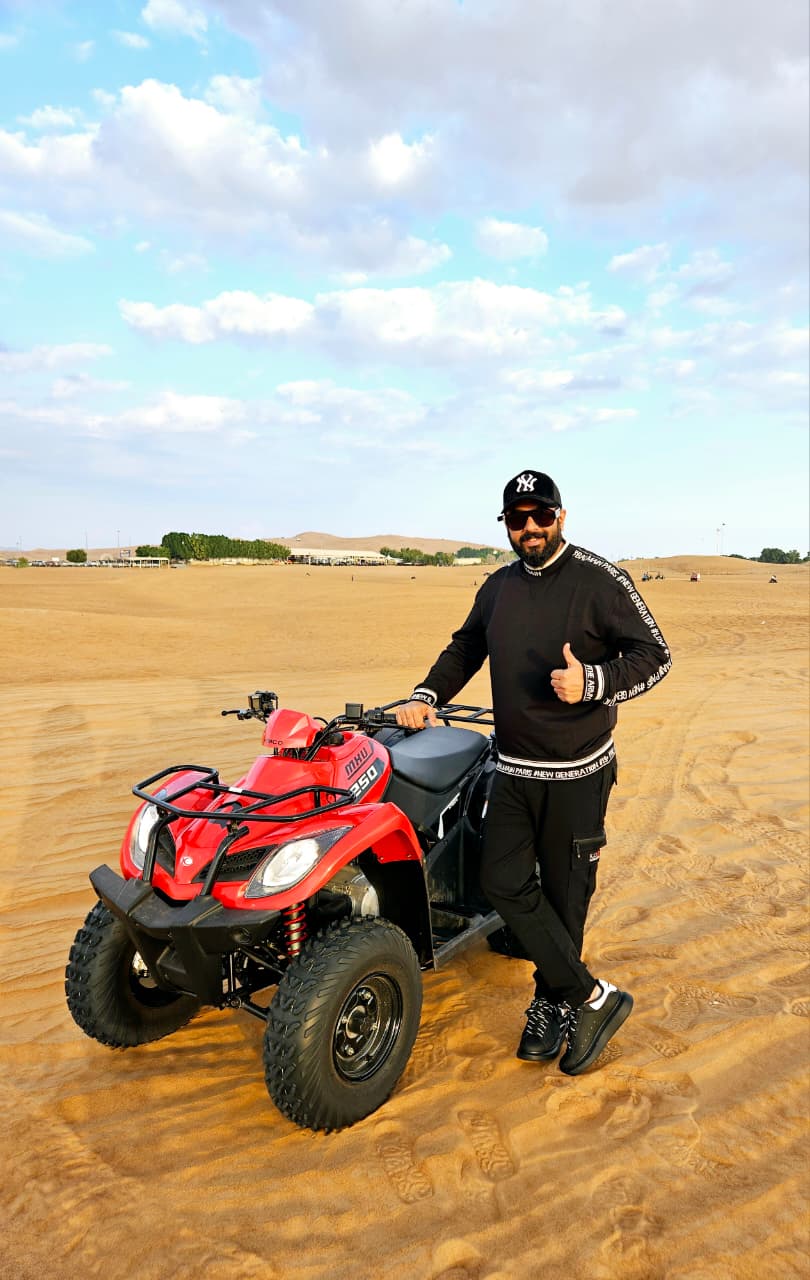 Raghu Bhat stylish desert look with casual outfit
