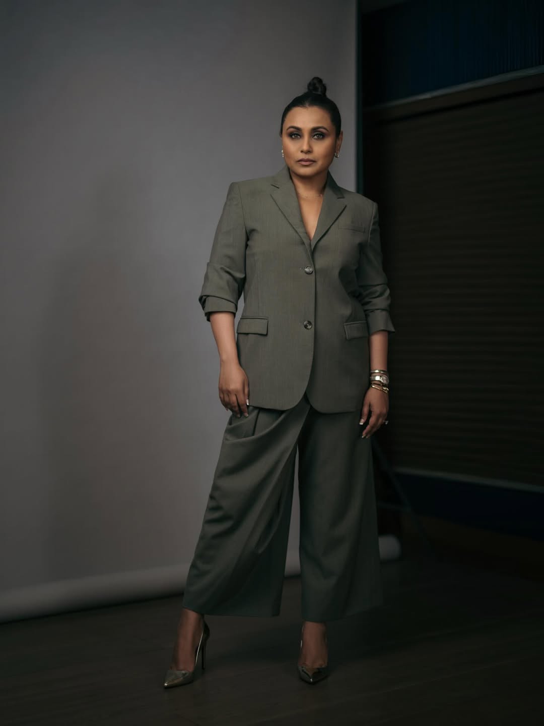 Rani Mukerji simple elegant outfit confident style