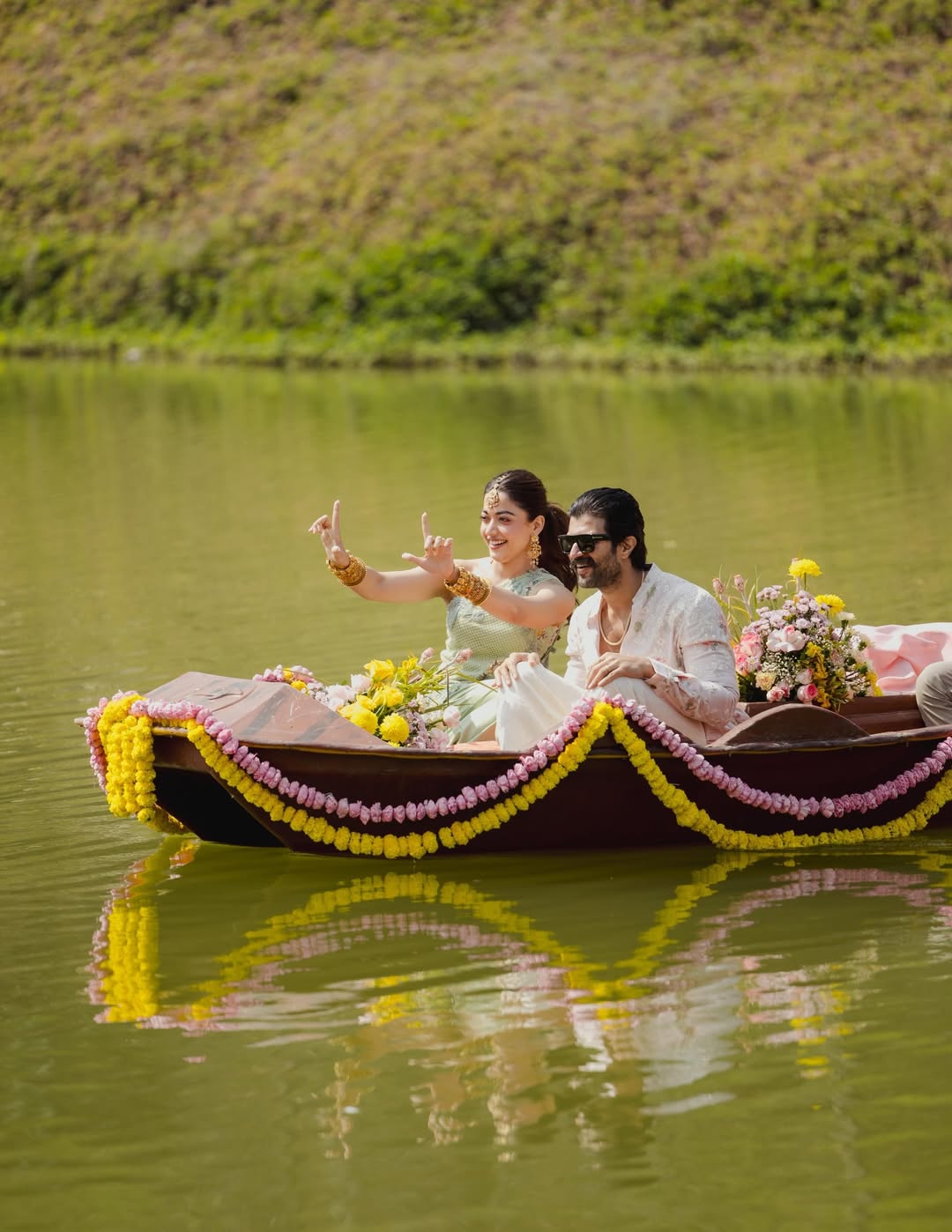 ViRosh Make A Grand Entry By Boat