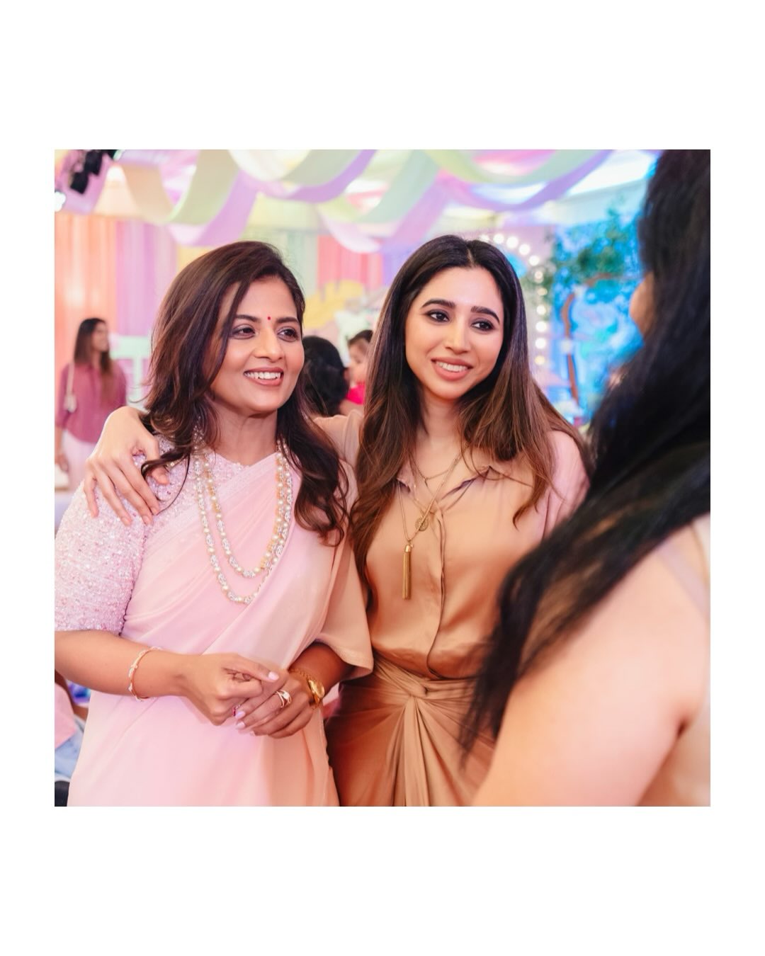 Ravi Mohan and Aarti Ravi sons