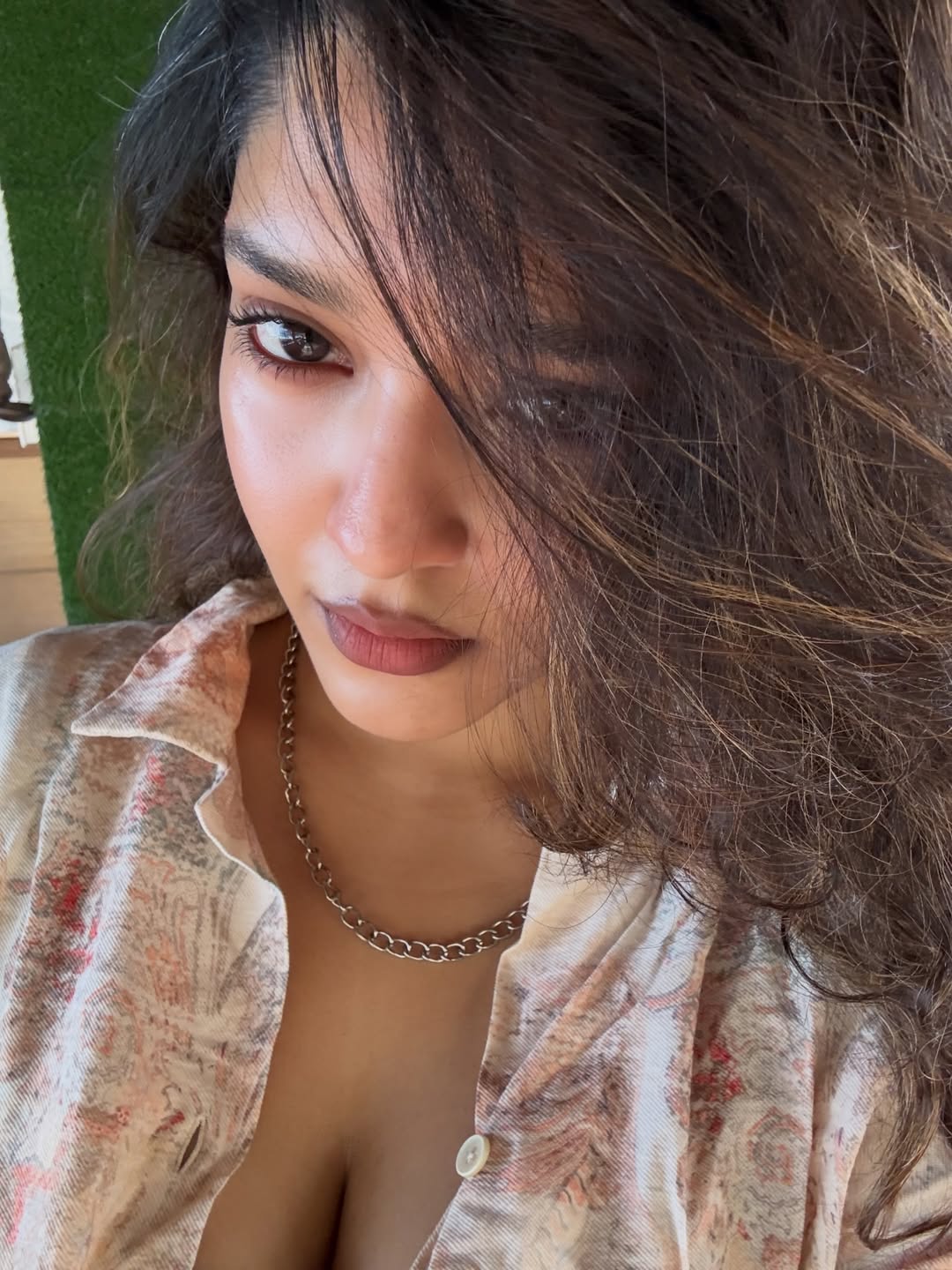 Ritika Singh Turns Up the Heat with Extreme Close-Up Selfies