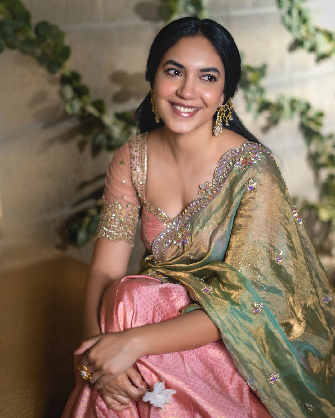 Ritu Varma traditional outfit elegant graceful stylish look