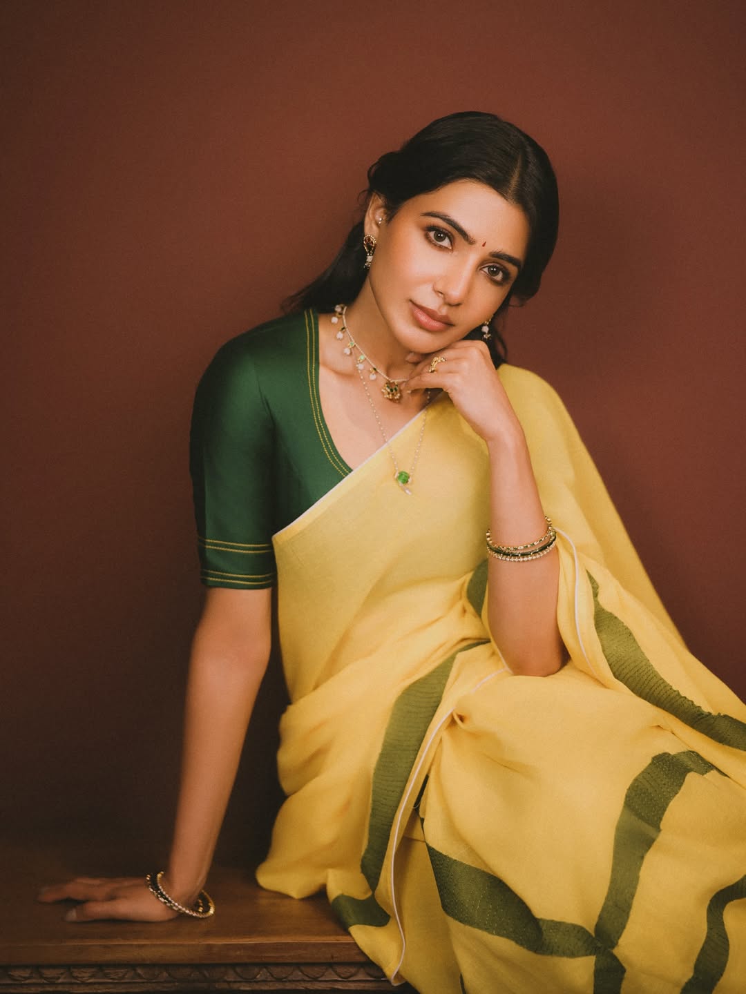 Samantha Ruth Prabhu green blouse yellow saree look