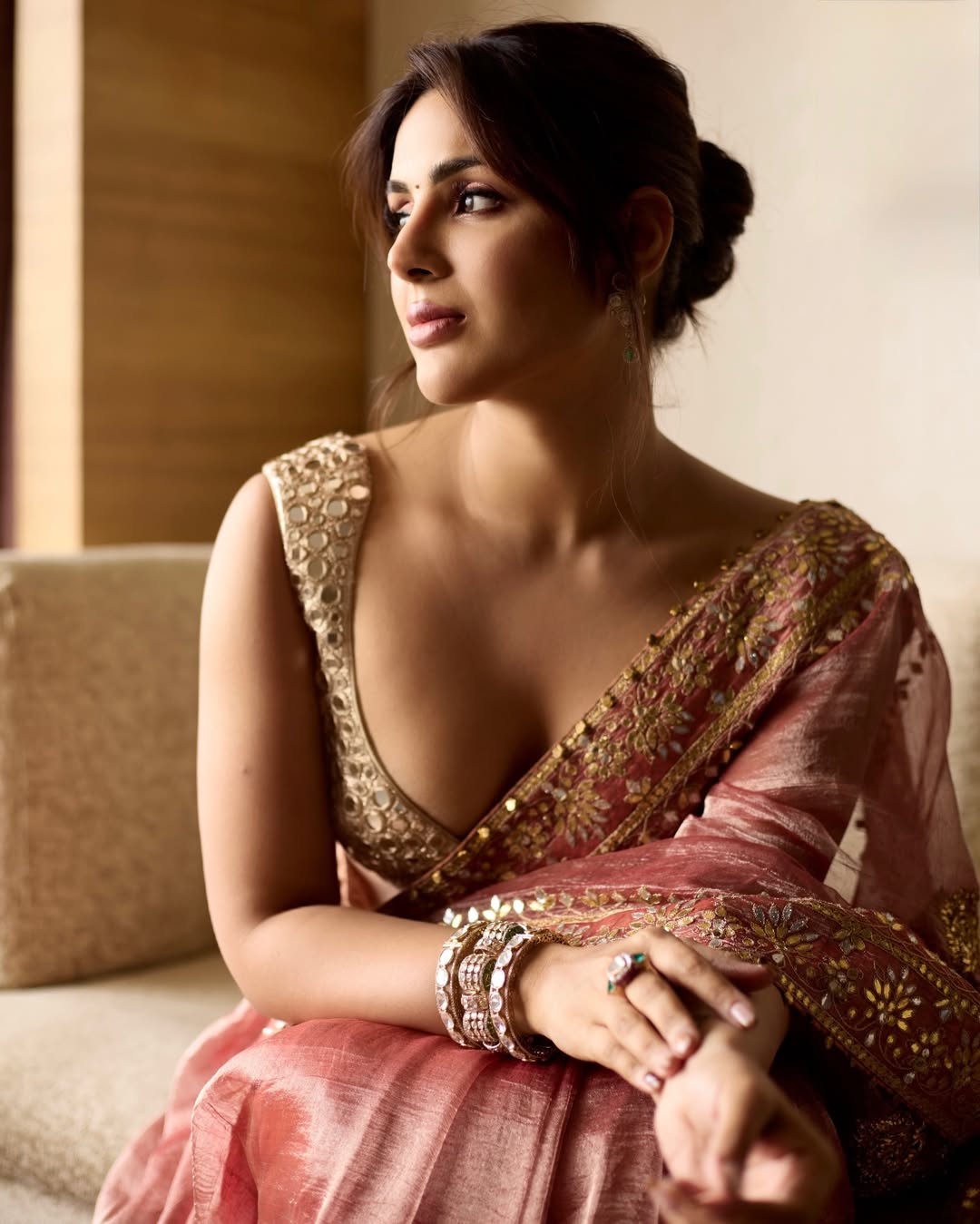 Samyuktha latest photos