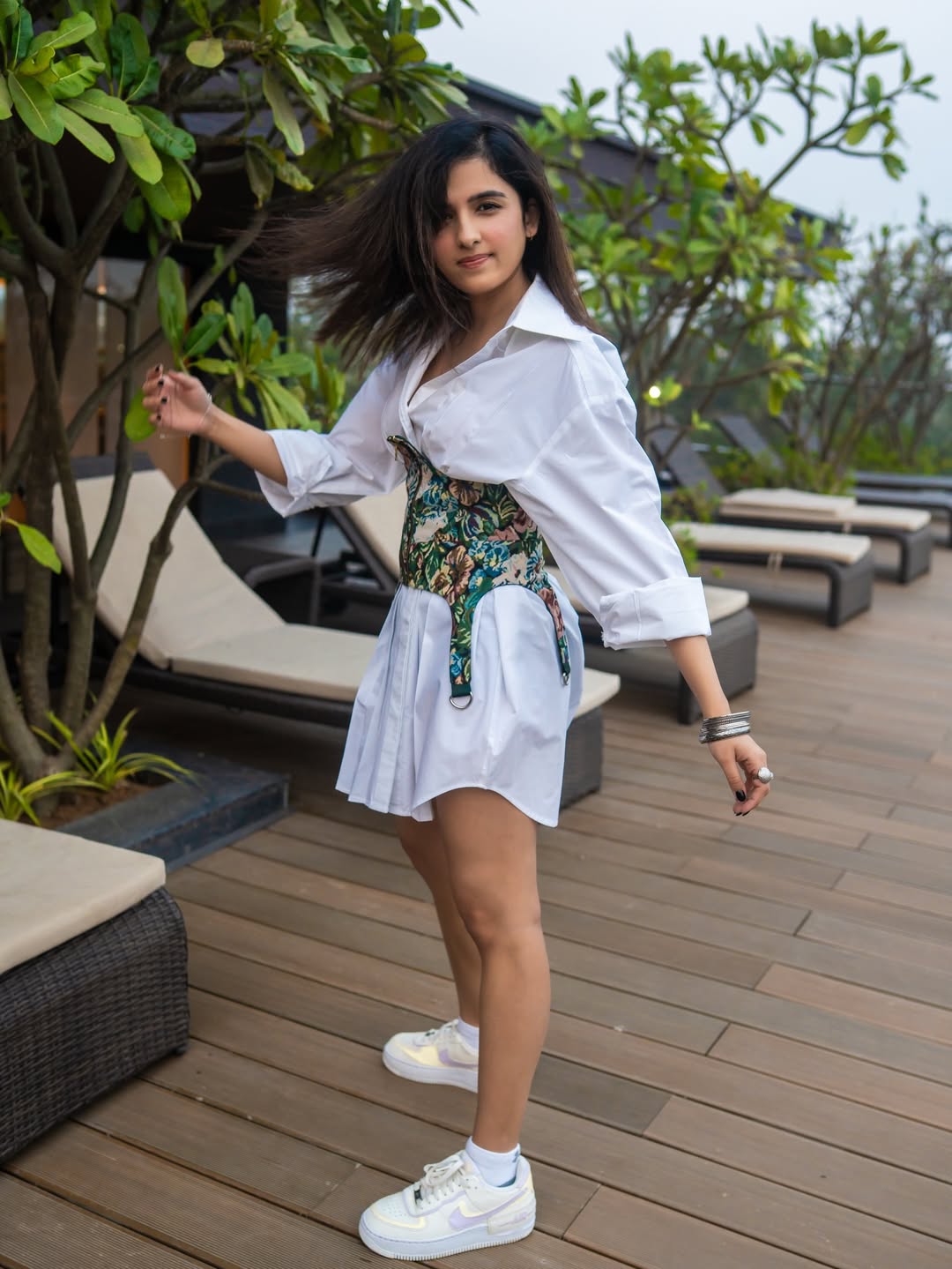 Shirley Setia casual chic white shirt floral style