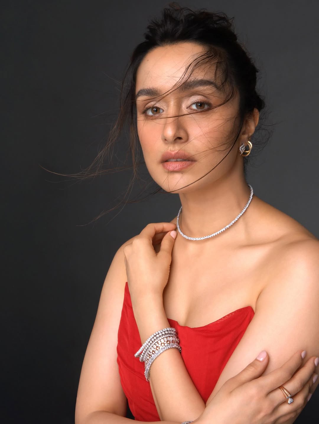 A Star Born Into Cinema, Yet Determined to Earn Her Spotlight