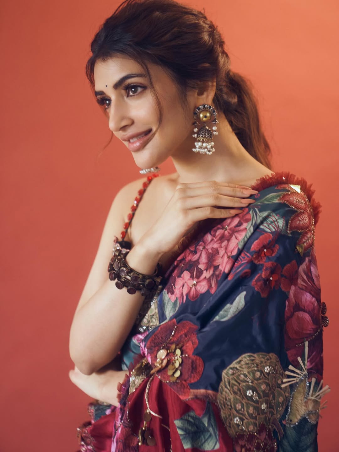 Sreeleela traditional saree look with trendy stylish flair