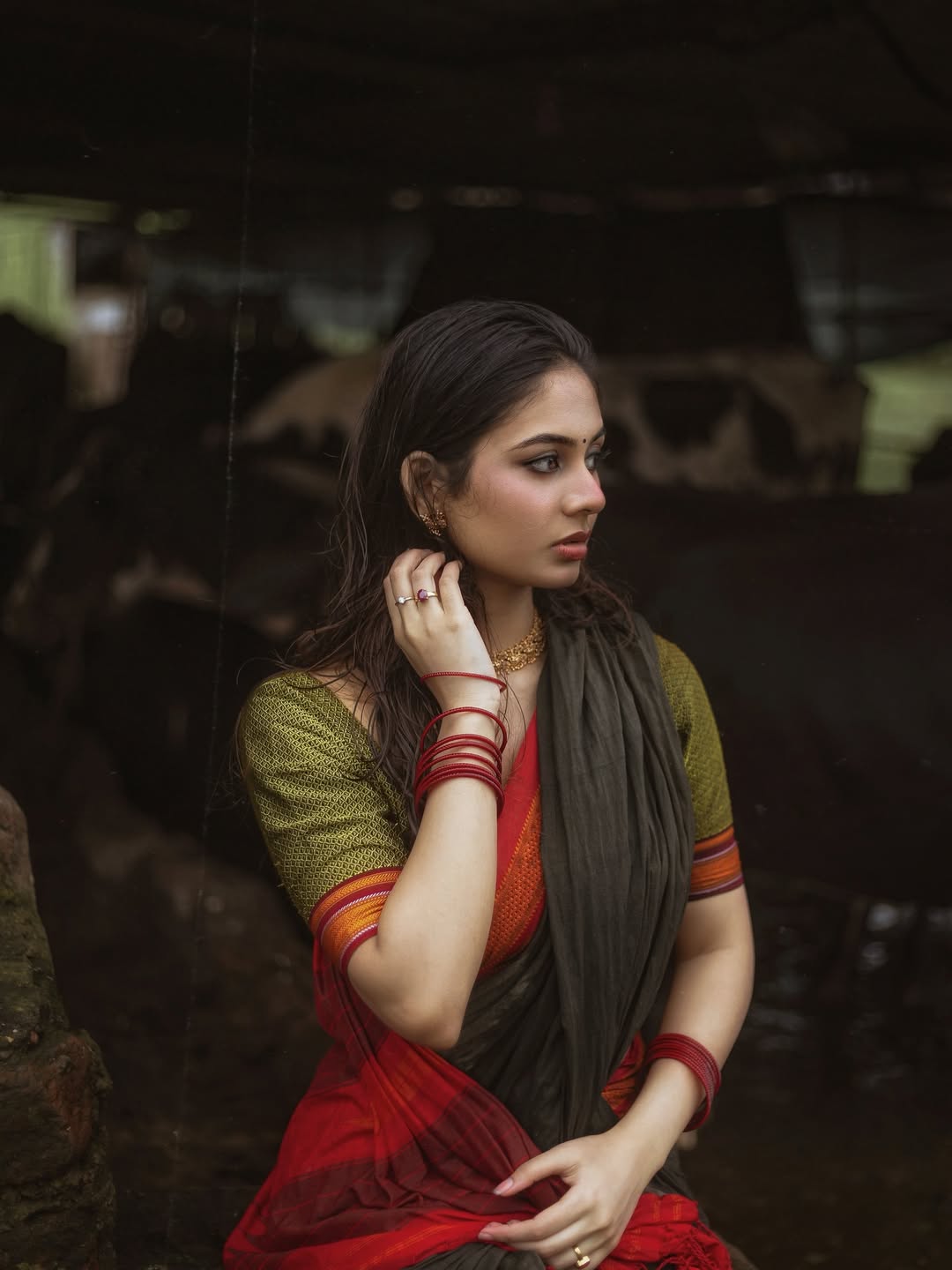 Srushti Bannatti in elegant ethnic outfit with sassy charm