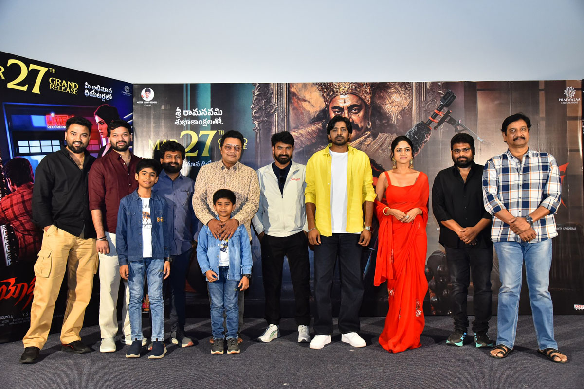 Suyodhana cast and crew group photo event