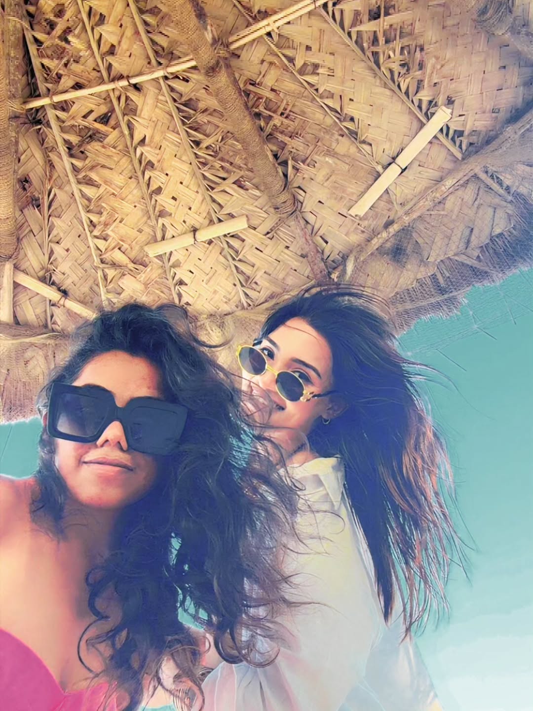 Dharshana Sripal beach photos