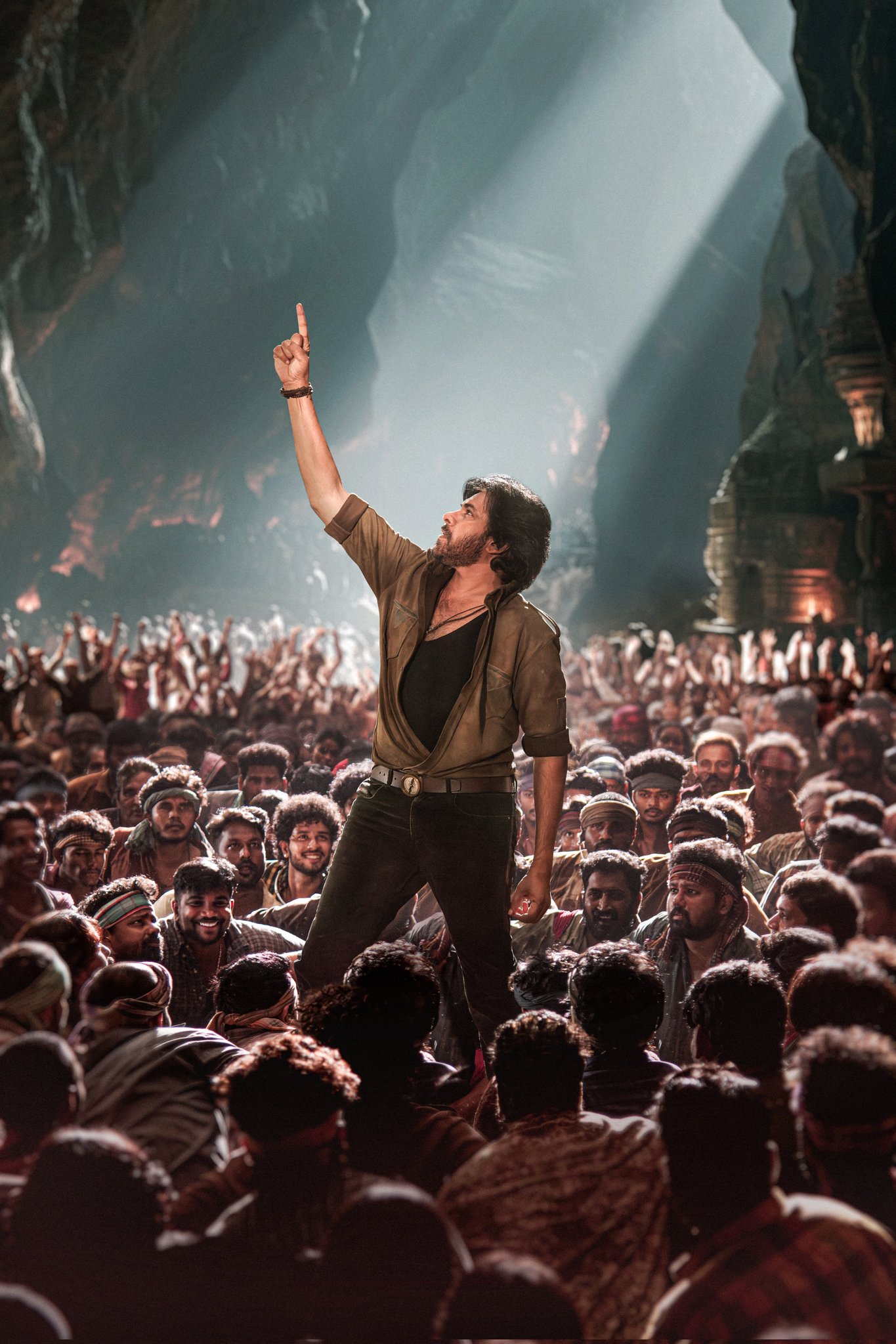 Pawan Kalyan dance scene still from Ustaad Bhagat Singh