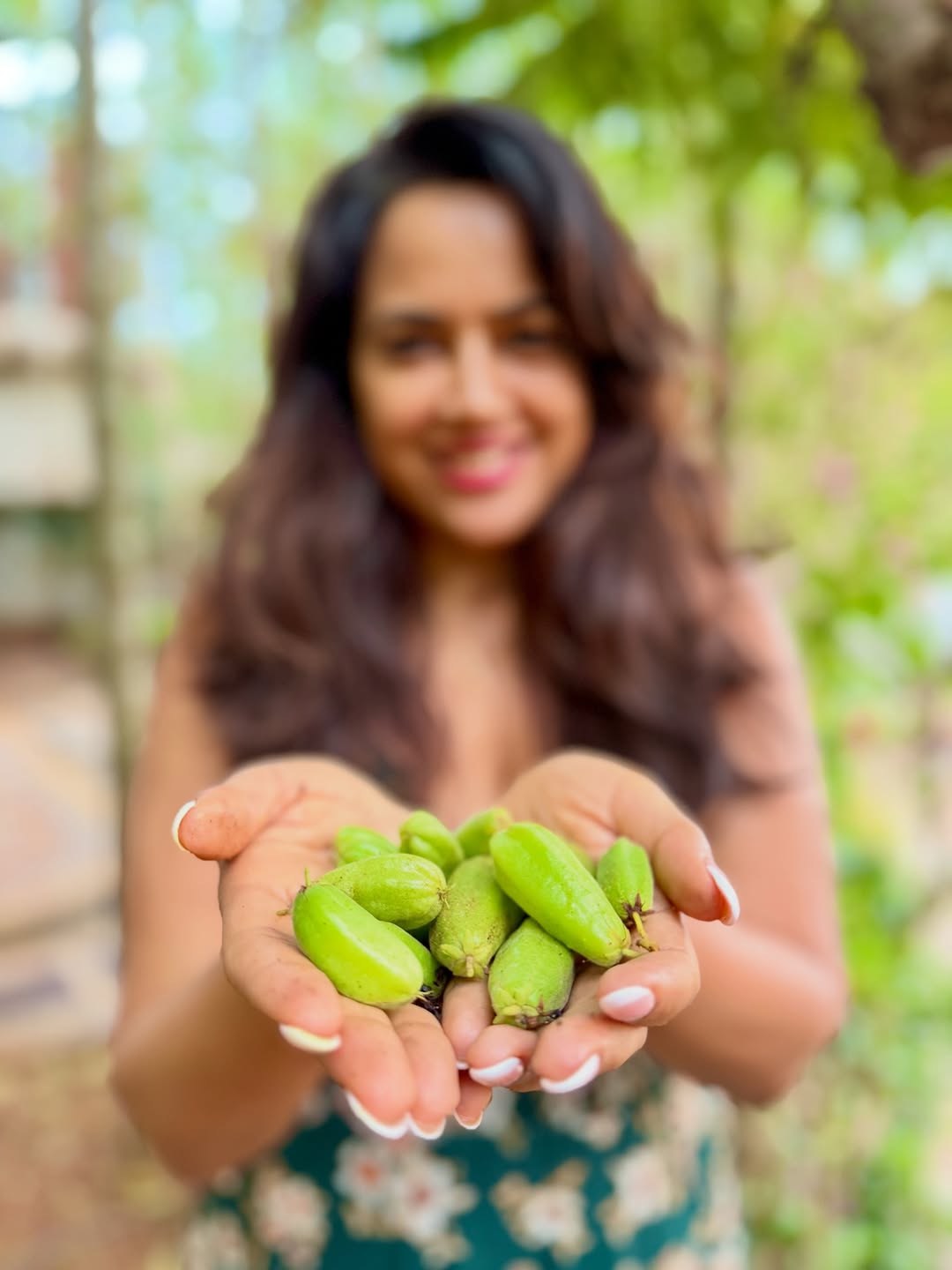 “Vaaranam Aayiram Actress Sameera Reddy’s Latest Photos Go Viral on Social Media”