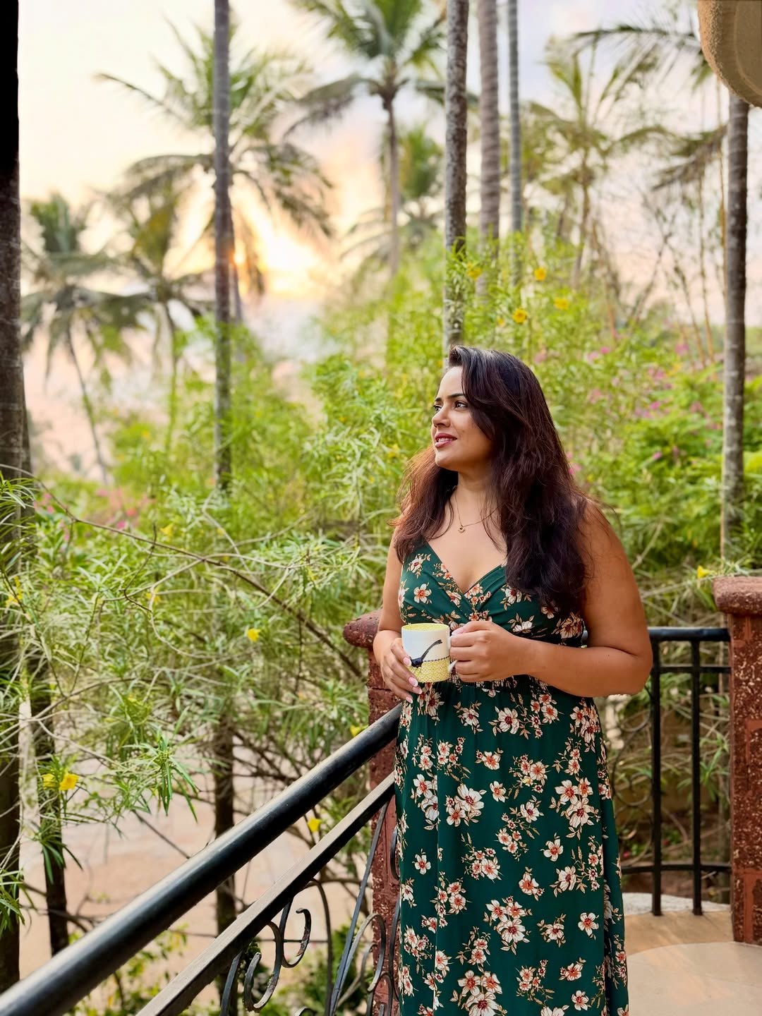 “Vaaranam Aayiram Actress Sameera Reddy’s Latest Photos Go Viral on Social Media”