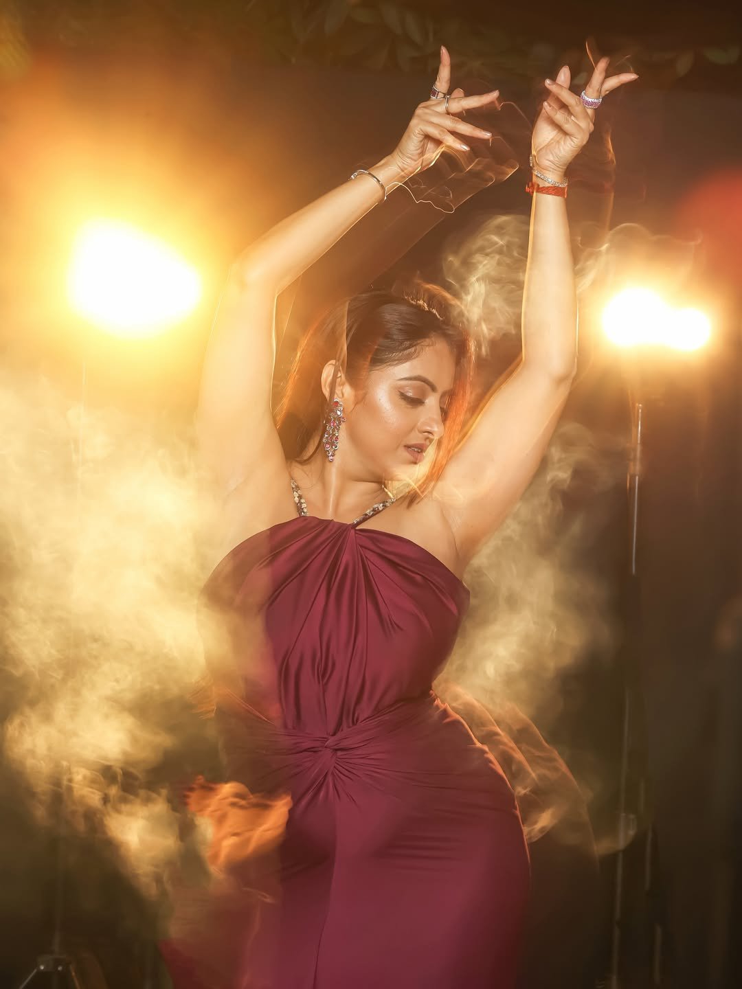 Deepika Padukone bold pose stylish glamorous outfit
