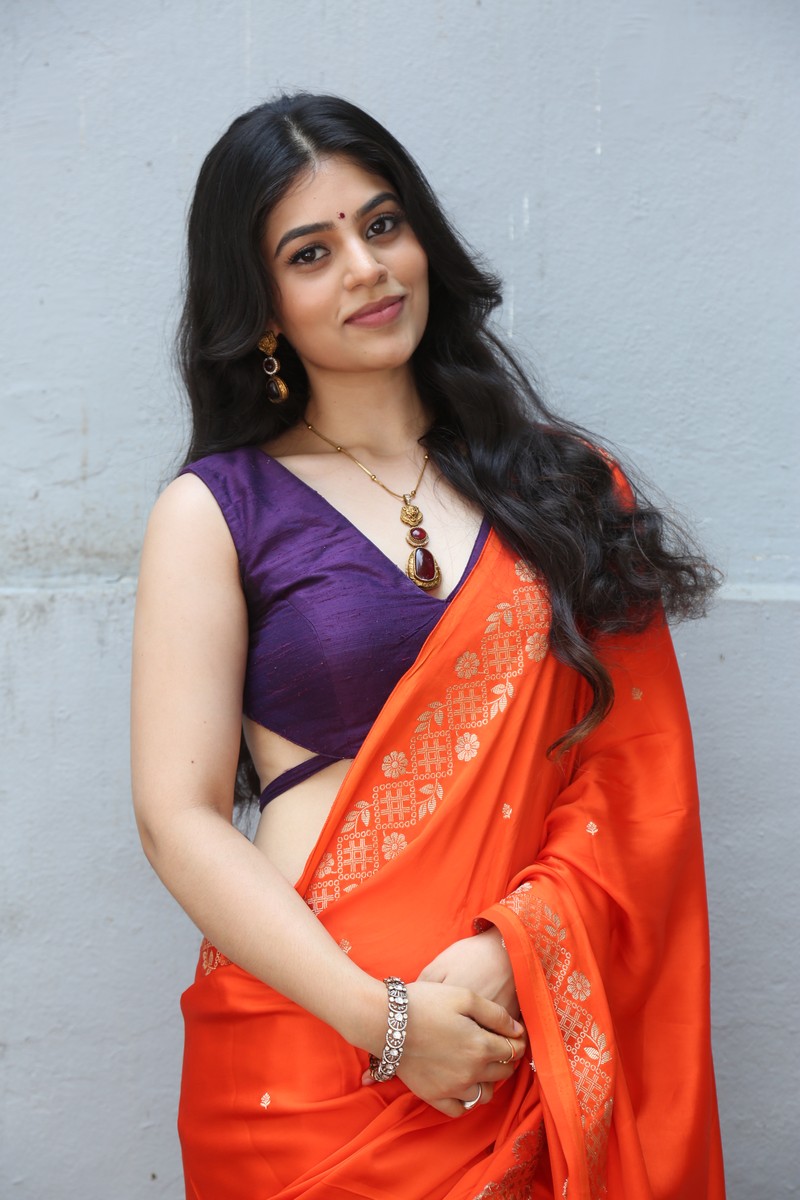 Bandhavi Sridhar traditional saree confident pose