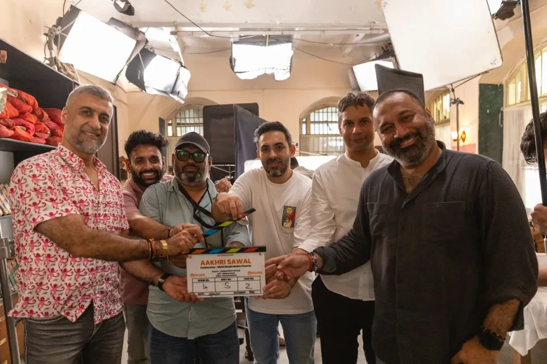 Aakhri Sawal team first clap film launch moment