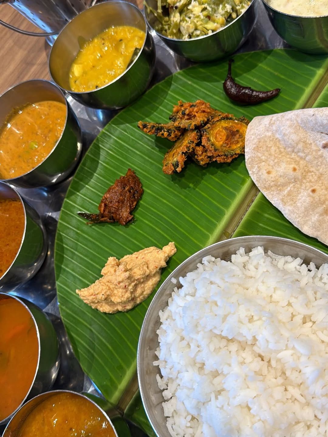 Aarti Ravi Girivala at Tiruvannamalai