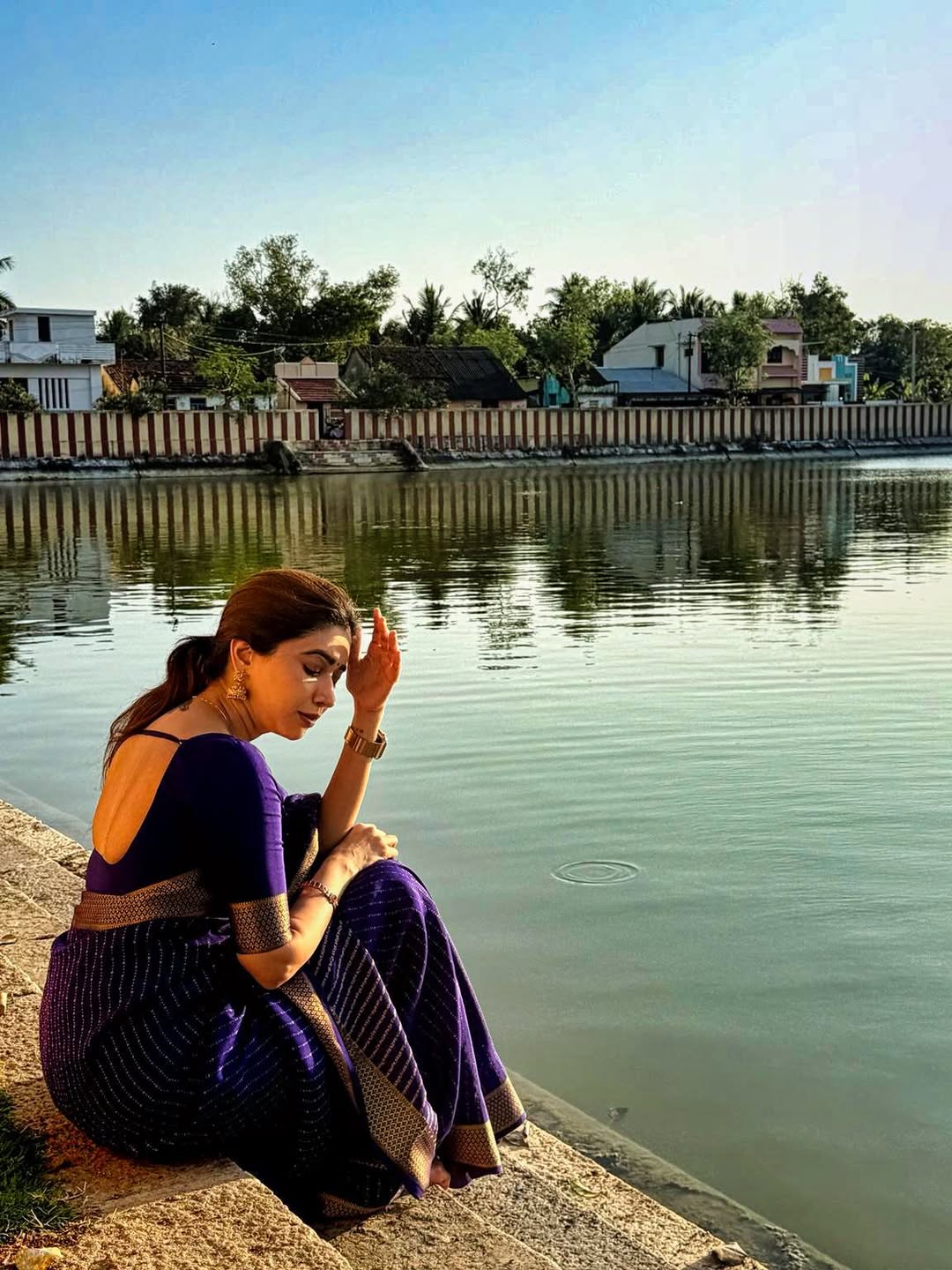 Aarti Ravi Girivala at Tiruvannamalai