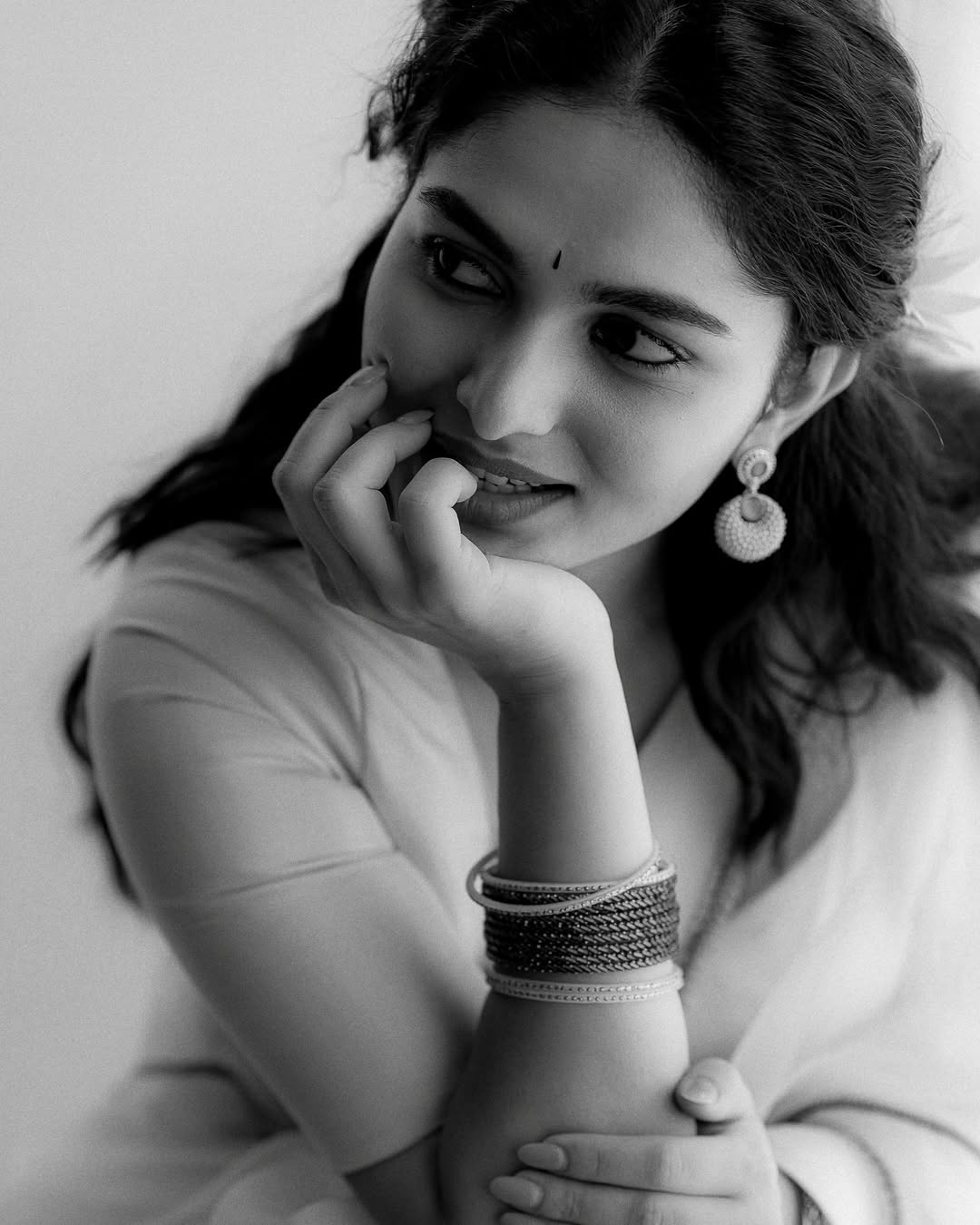 Actress Kayadu Lohar White Colour Saree Gorgeous Photos