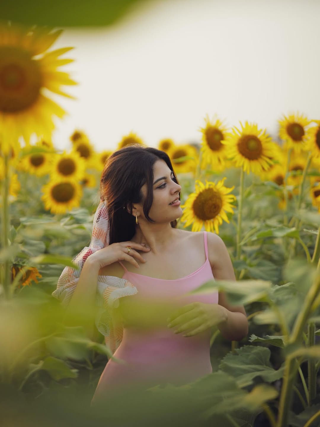 Actress Sanjana Who Lubber Pandhu Famous Shares Beautiful Photos