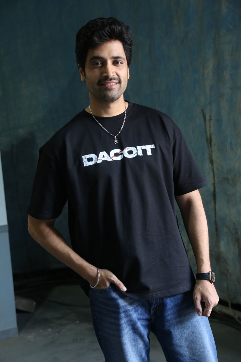 Adivi Sesh modern fashion Dacoit tee Om pendant