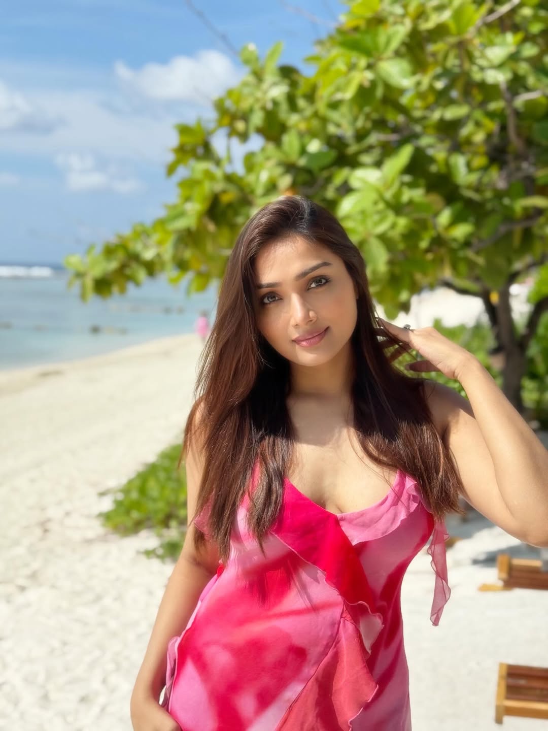 Aishwarya Devan pink dress sunset beach vibe