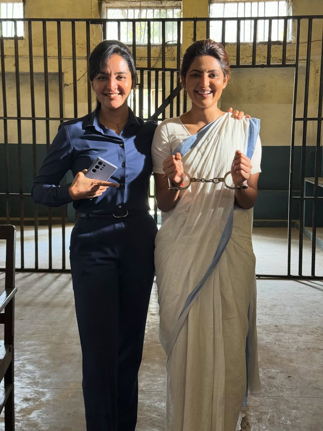 Athulya Ravi Mr X Photos