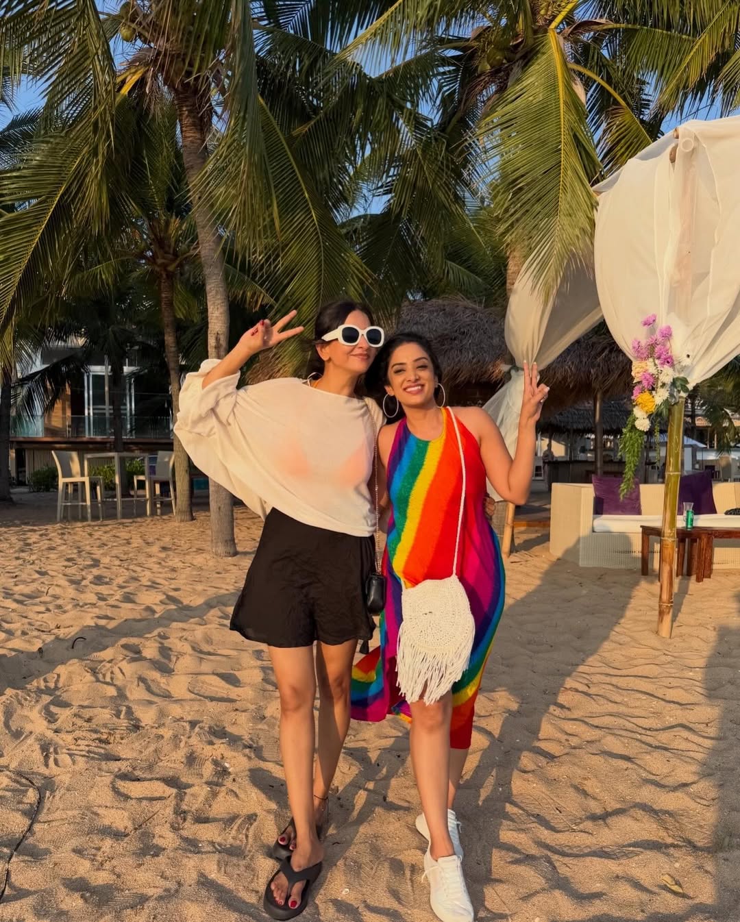 Divya Ganesan Thailand Tour Photos