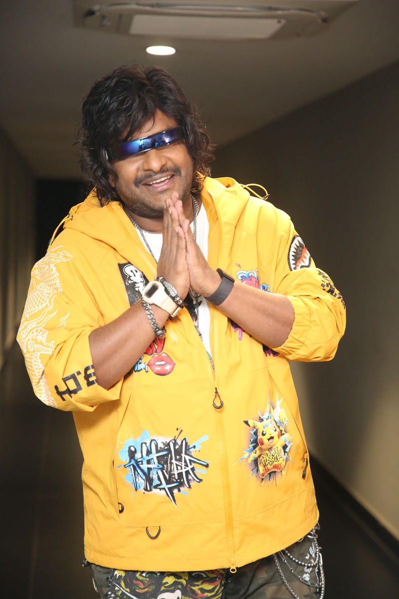 Hero Satya candid moment at JETLEE event