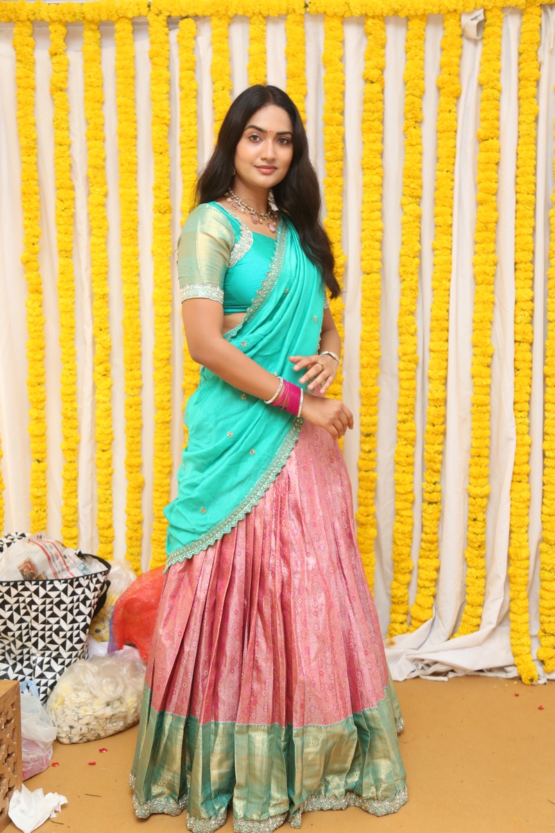 Kajal Choudhary colorful saree stylish traditional modern look