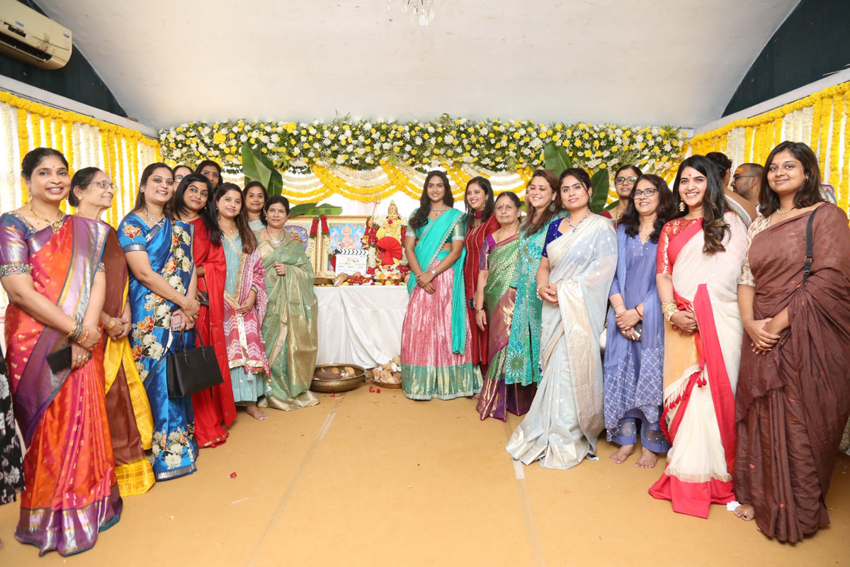 Kanaka Durga team group photo opening