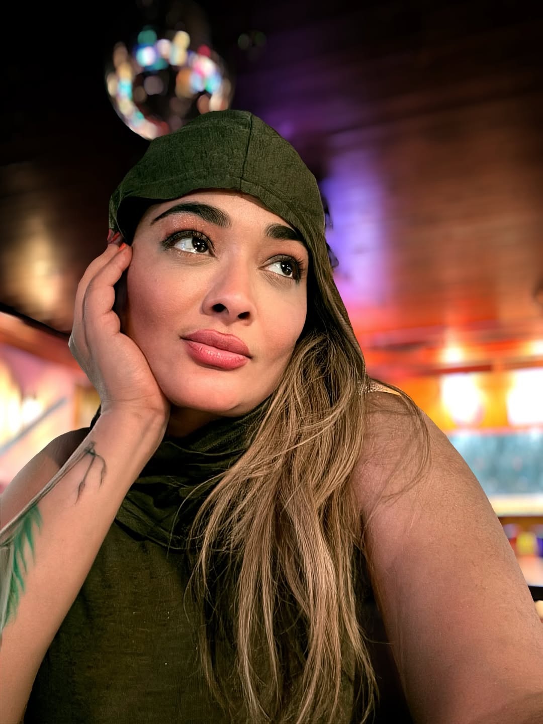 Kiran’s Latest Photos Go Viral – Fans React to Her Stunning Comeback Look