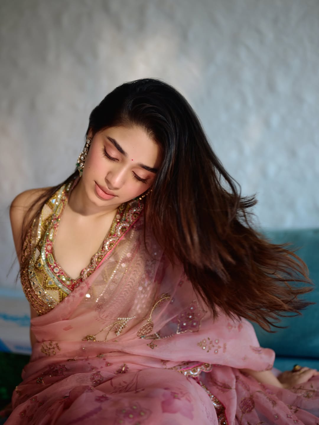 Krithi Shetty saree look glamorous traditional confident style