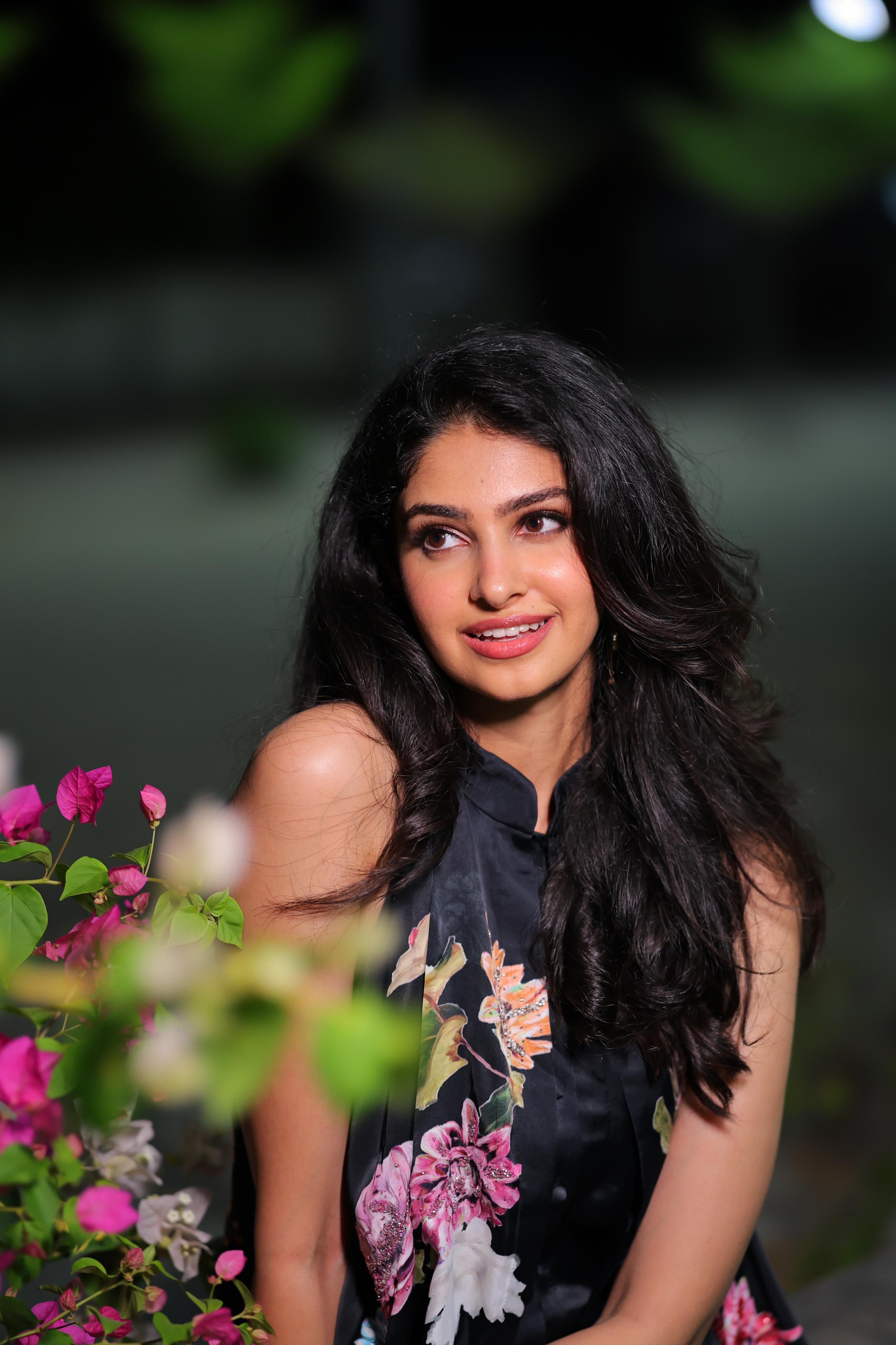 Manasa Varanasi floral dress elegant blurred face style