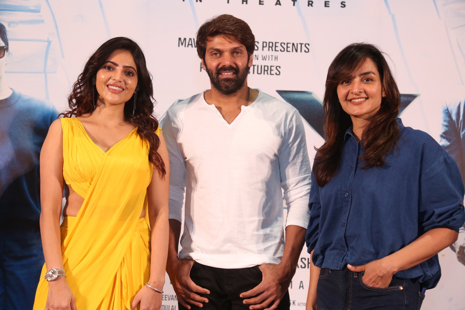 Athulya Ravi Arya Manju Warrier candid moment