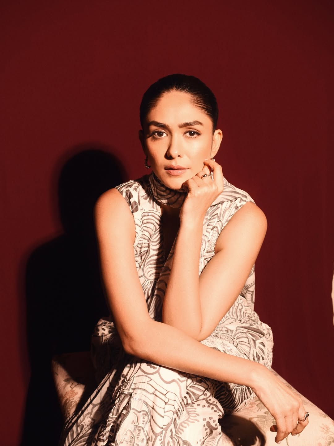 Mrunal Thakur minimal accessories elegant fashion look