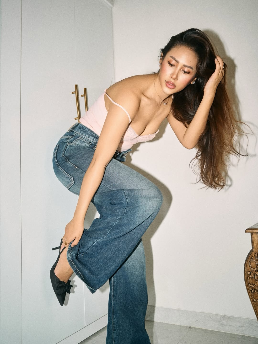 The Beauty Game: Soft Glam Done Right