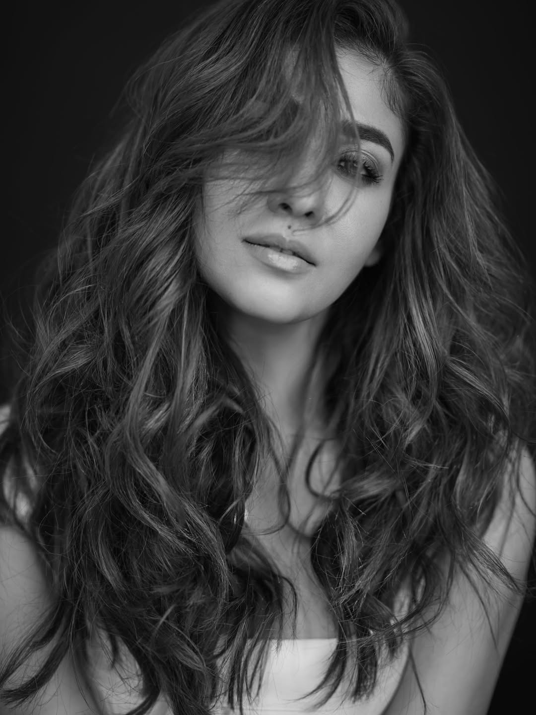 Nayanthara Looks Stunning Even in Black & White – Mesmerising Photos of the Lady Superstar