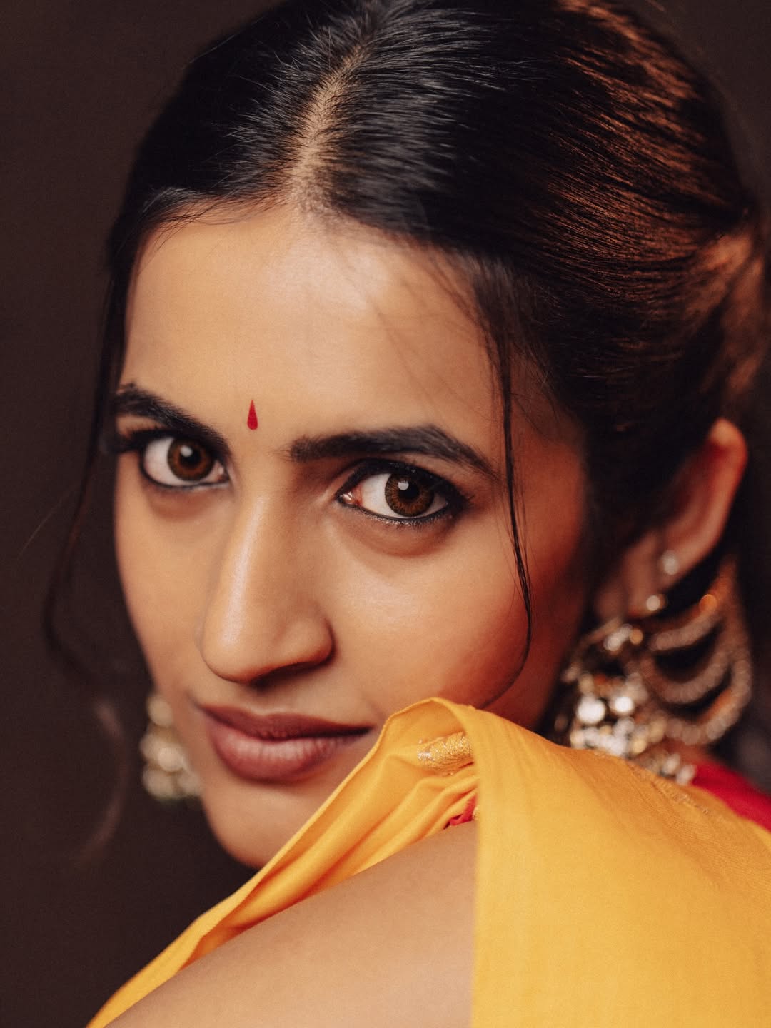 Niharika Konidela sleek hairstyle simple elegant stylish look