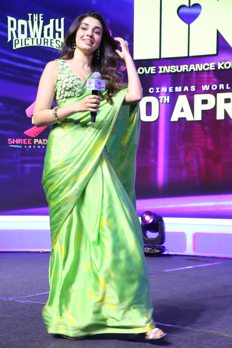 Pradeep Ranganathan Krithi Shetty Vignesh Shivan At LIK Movie Promotions Photos