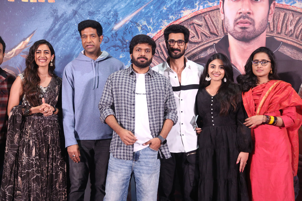 Niharika Konidela Anil Ravipudi team pose