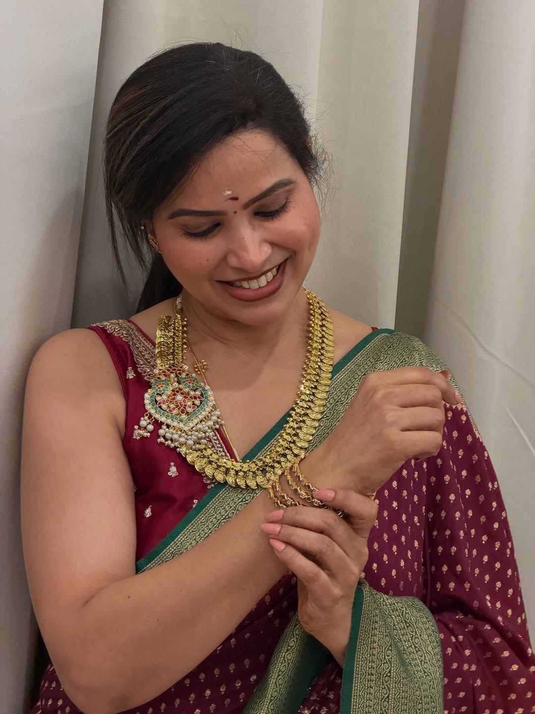 Redin Kingsley’s Wife Sangeetha Shares Adorable Photos with Daughter – Goes Viral