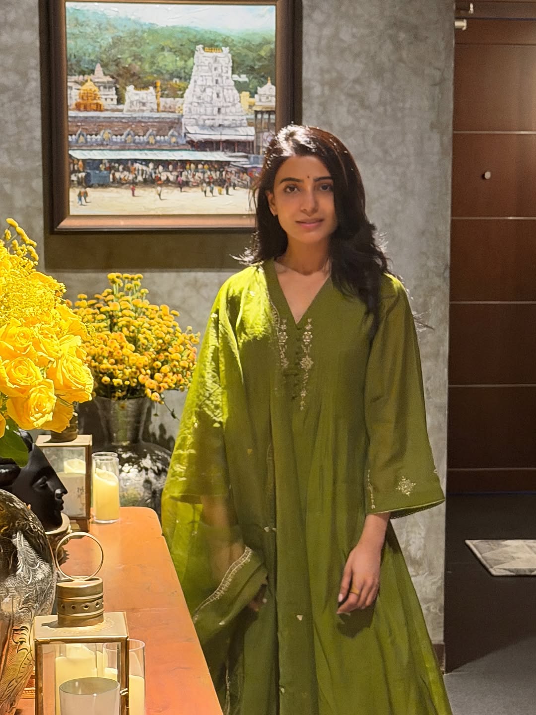 Varalaxmi’s ‘Bangaram’ Message Wins Hearts