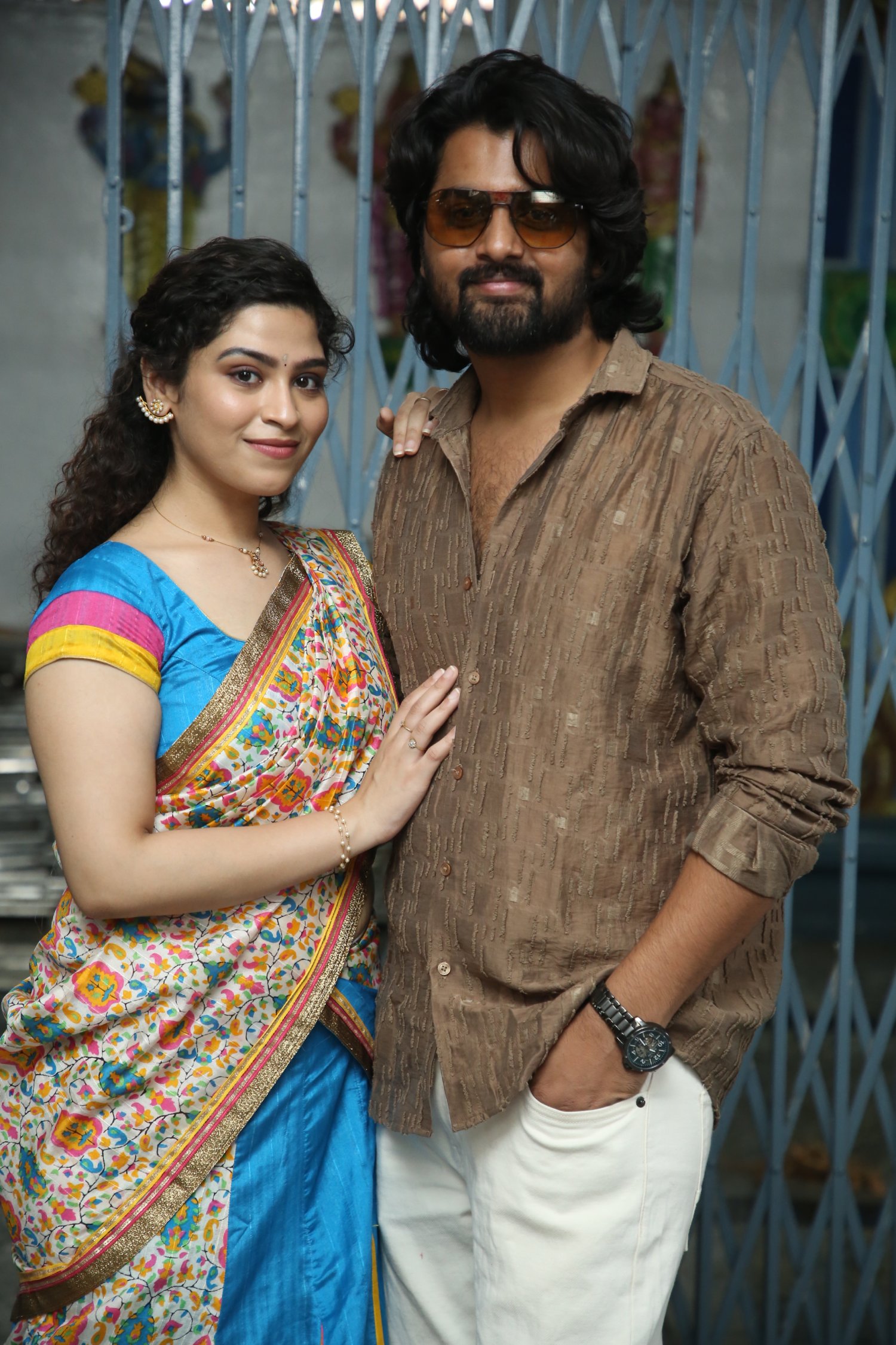 Sarkar Bai lead pair stylish pose