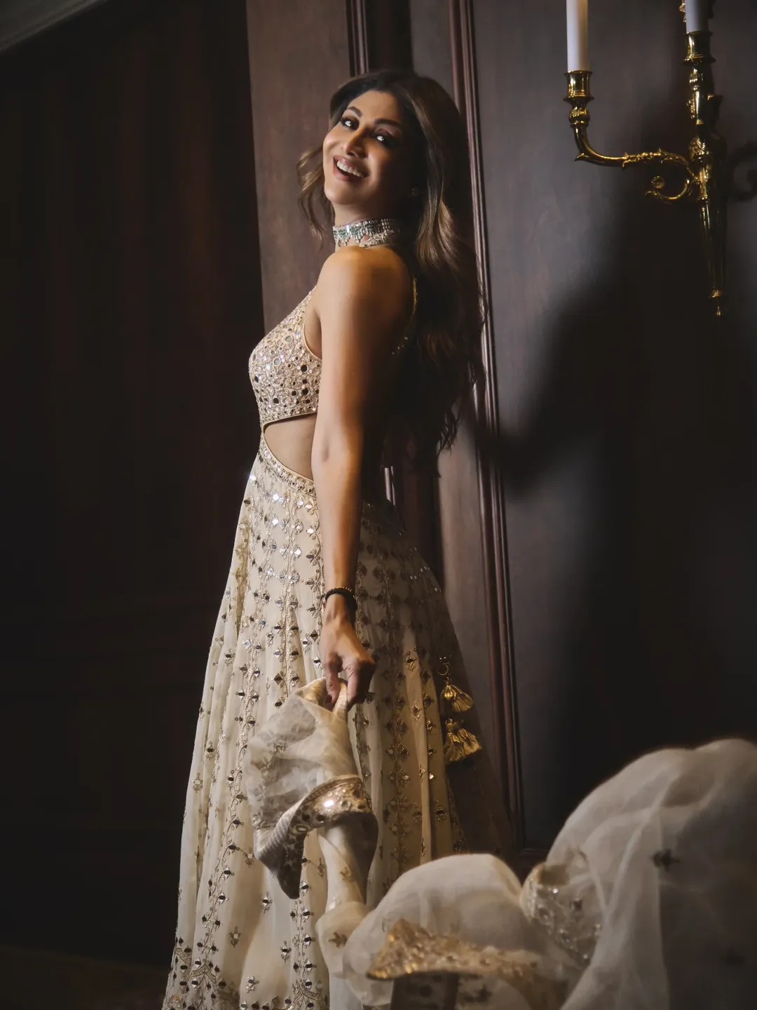 Shilpa Shetty confident pose elegant fashionable vibe