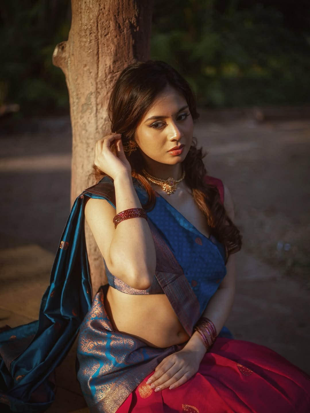 Srushti Bannatti in elegant traditional saree look
